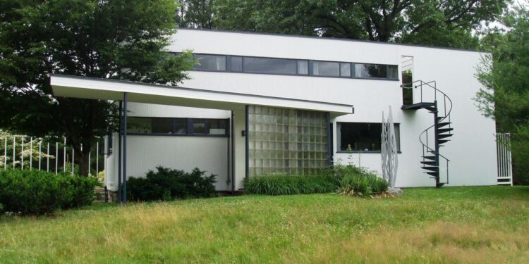 AD Classics: AD Classics: Gropius House / Walter Gropius | ArchDaily